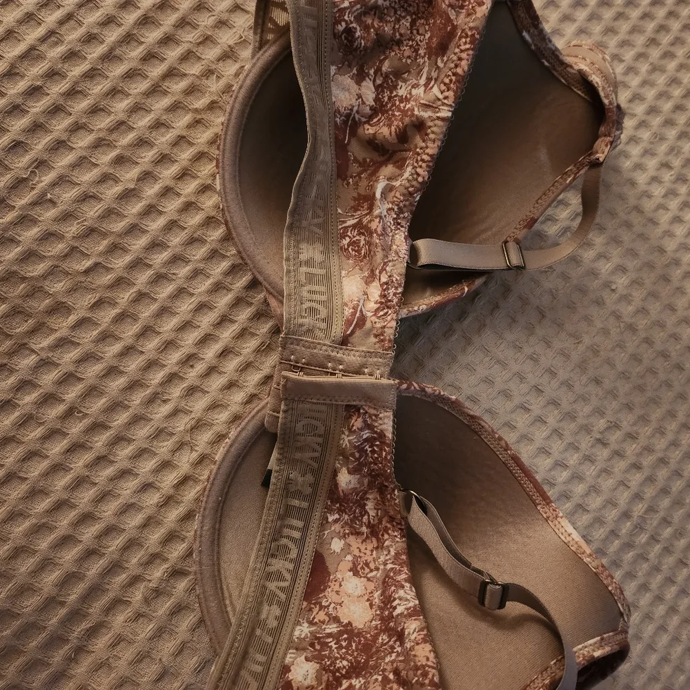 Bra - Picture 2 of 4